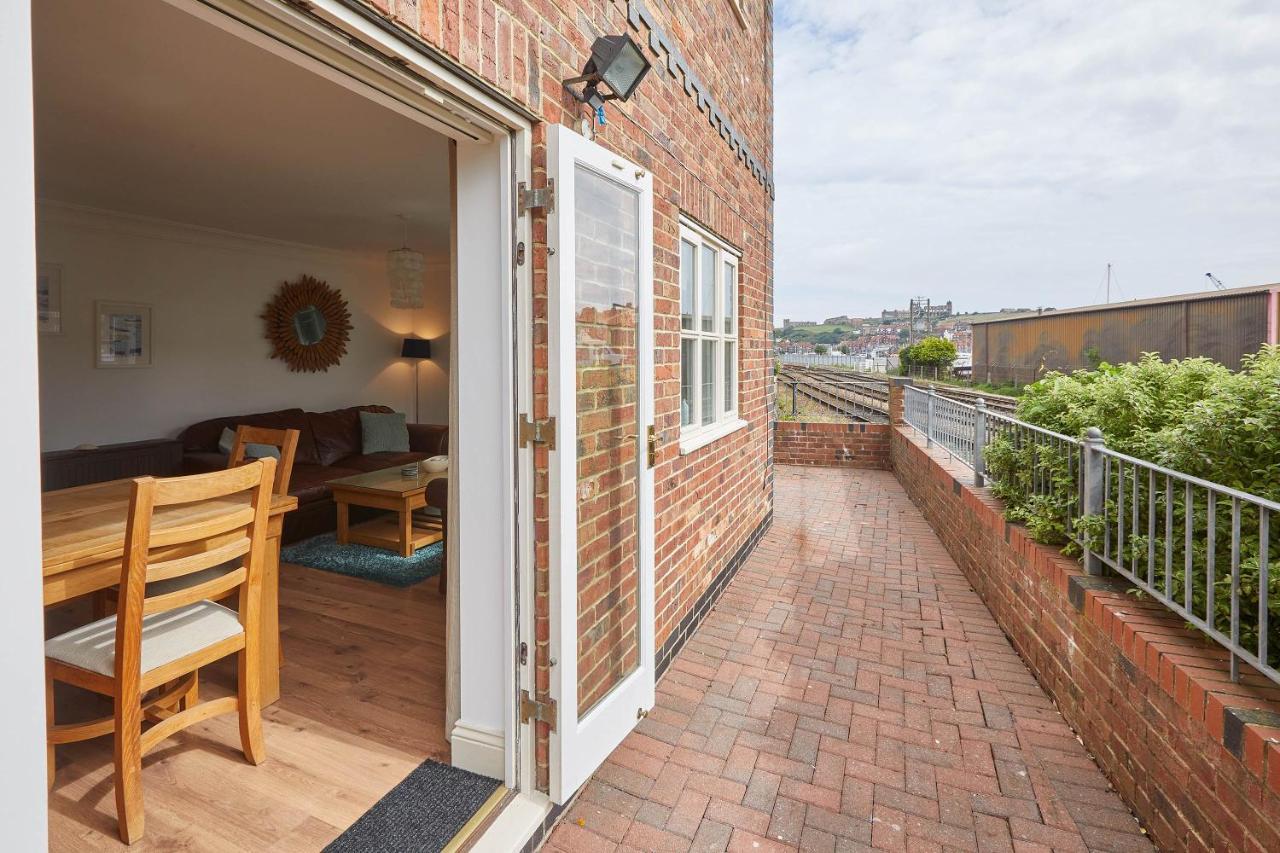 Host & Stay - The Railway Retreat Whitby Kültér fotó